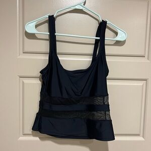 Black spandex w/mesh cut out crop top
